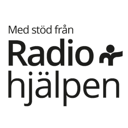 Speciallogga med texten Med stöd från Radiohjälpen.